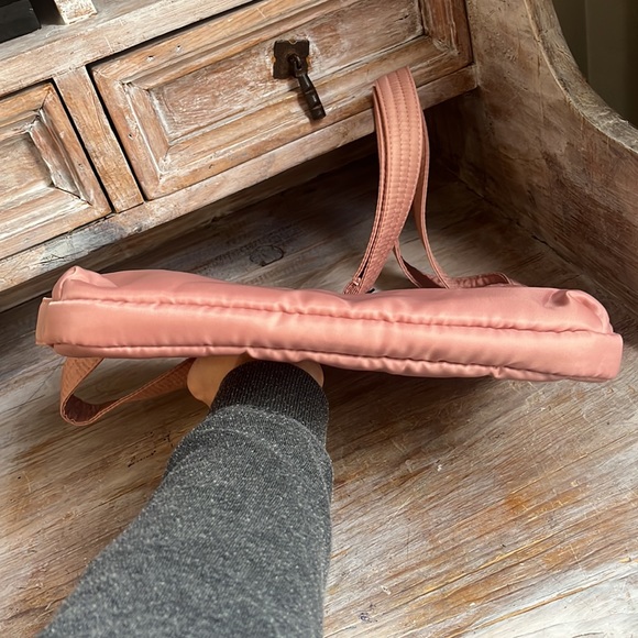 💗Lug Delta Mini 10.4” iPad/tablet case blush pink - Picture 6 of 13